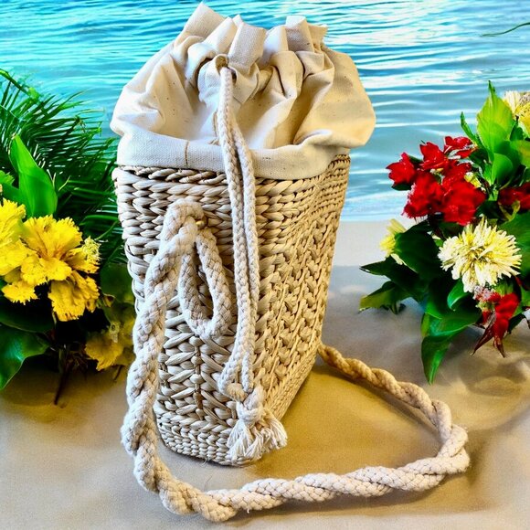 Vintage Hong Kong Straw Woven Shoulder Bag Rope Strap Drawstring Closure - Picture 9 of 14